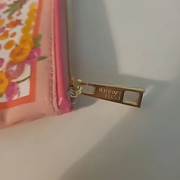 Estee Lauder Fruit/Floral Cosmetic Bag - Picture 4 of 5